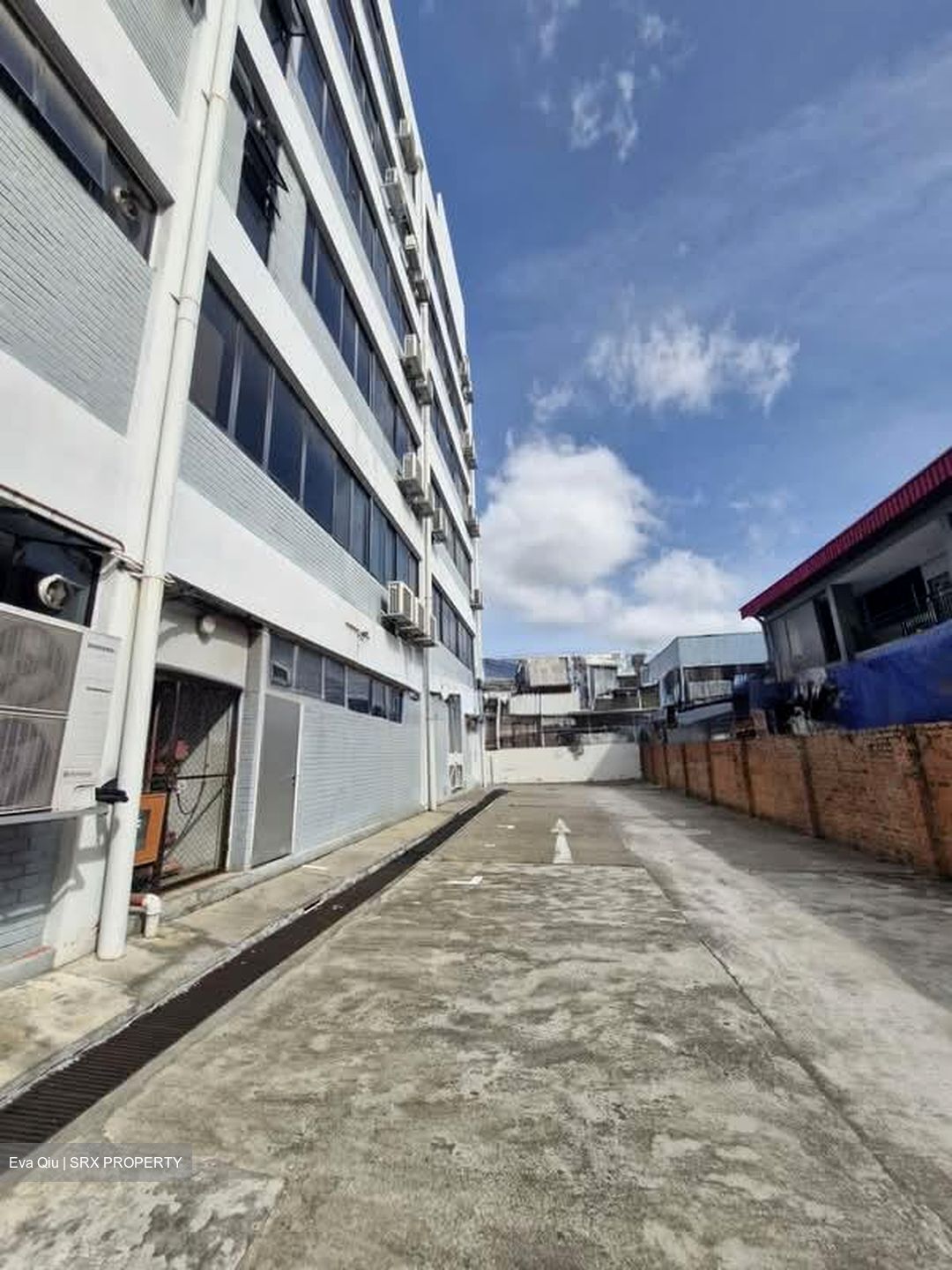 Singapore Handicrafts Building (D14), Office #529707171